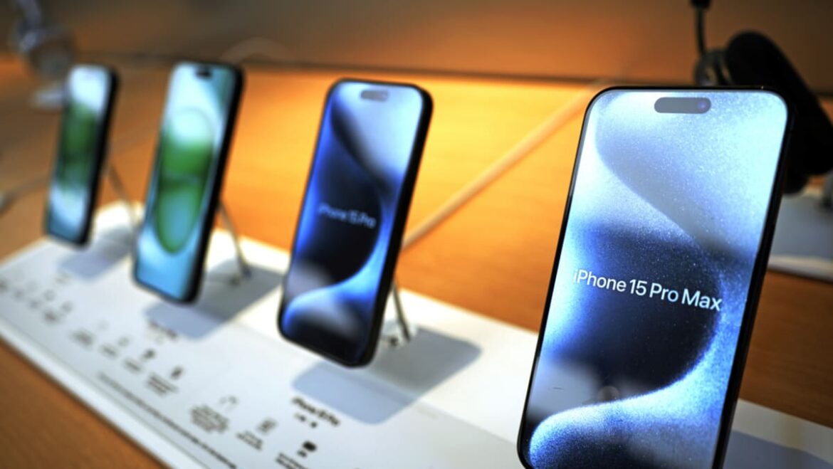 Apple 因错误暂停 iPhone AI 新闻摘要
