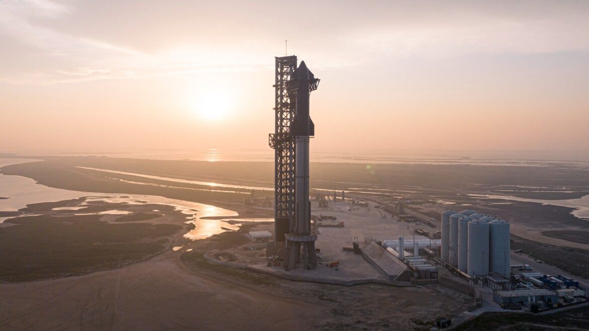 SpaceX星舰延期致NASA登月任务推迟至2028年