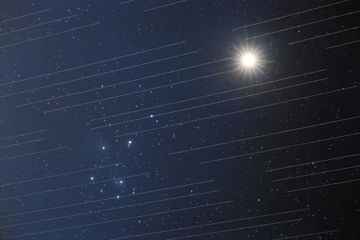 SpaceX计划发射百万颗卫星