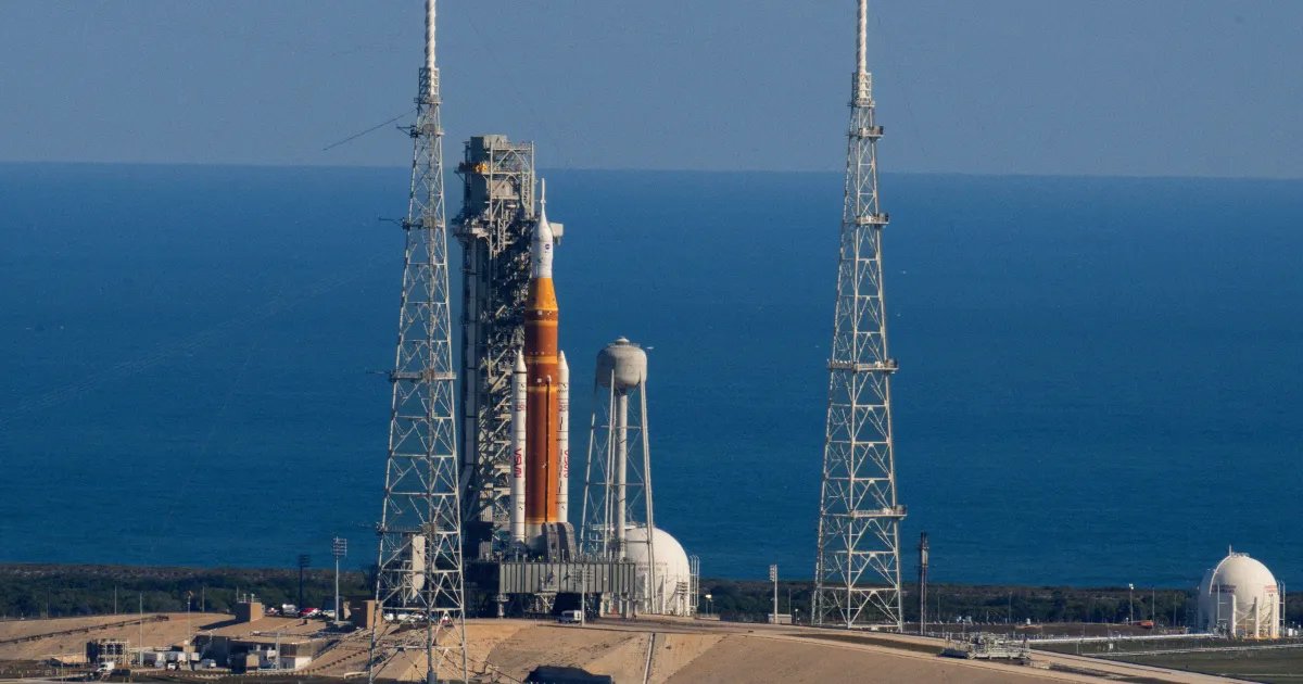 NASA推迟登月火箭发射