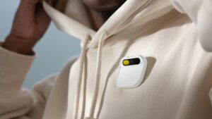 Humane 在发布不到一年的时间里就杀死了它的 Ai Pin