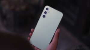 Galaxy A34 在 2025 年 2 月在更多国家/地区获得安全更新