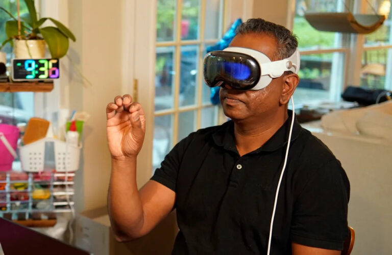 据报道，Vision Pro 最快将于 4 月获得 Apple Intelligence