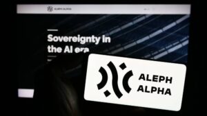 如果您认为训练 AI 模型很困难，请尝试使用它们构建企业应用程序