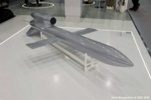 Milanion 在 IDEX 2025 上凭借其新型 FP-5 巡航导弹和 Magia 集群智能系统吸引了全球关注