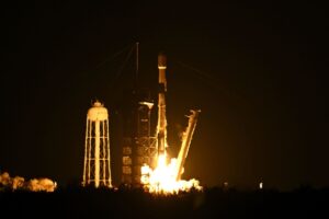 SpaceX 将首次尝试在巴哈马海岸着陆助推器