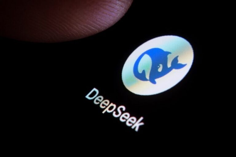 在美上市的中国股市反弹：阿里巴巴的表现、习主席的支持、DeepSeek AI 提振投资者信心