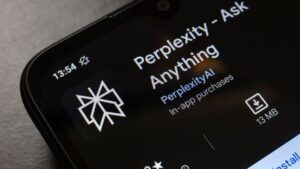 Perplexity 的新 Deep Research 工具由 DeepSeek R1 提供支持
