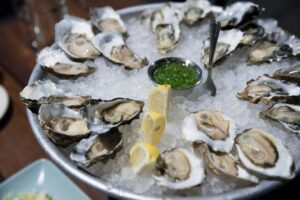 请留意 Hog Island Oyster Co.在明天的超级碗期间