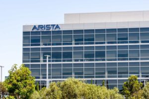 Arista Networks：驾驭 AI 浪潮