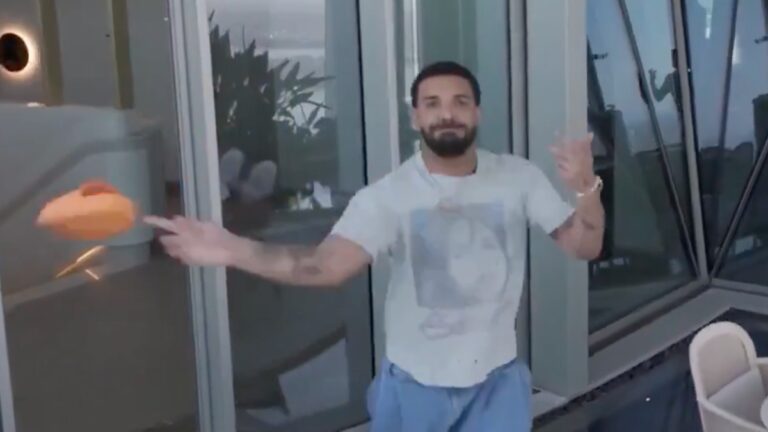 Drake 的粉丝发现了无人机飞越他的悉尼顶层公寓的离奇病毒视频背后的“真相”