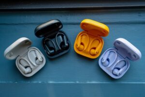 Beats Powerbeats Pro 2 评测：功能丰富，适用于 iPhone，而不是 Android
