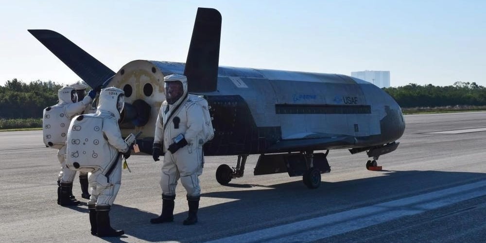 X-37B 系列