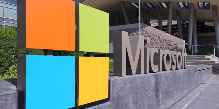 支持广告的 Microsoft Office 浮出水面