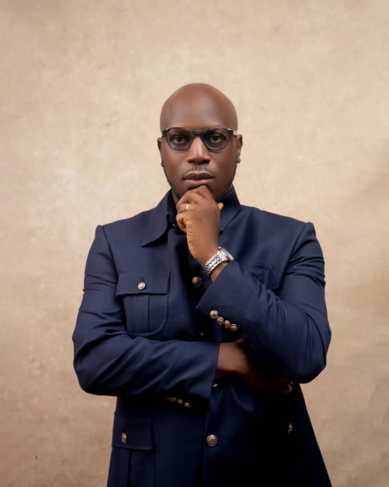 专家 Babatunji Adegoke 强调了人工智能和可持续性在建筑中的作用