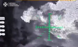 福布斯：乌克兰“龙无人机”用 3,000°C 铝热剂炸药熔化俄罗斯“坦克”