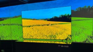 什么是 QD-OLED？混合 OLED 电视技术解释