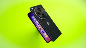 今天是您购买 OnePlus Open 并免费获得另一部手机和一对耳塞的最后机会