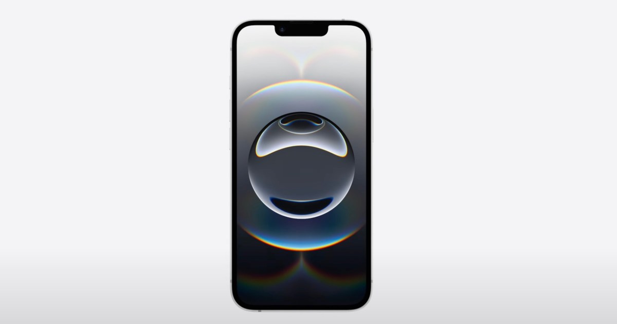 那么，专家们如何看待新的 iPhone 16e？