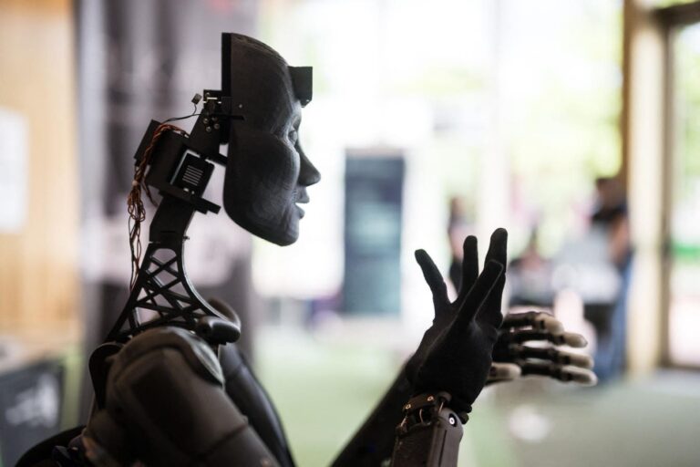 首席 AI 官对于医疗保健是必不可少的还是只是另一个头衔？