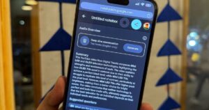 如果您使用的是 Google 的 One AI Premium 计划，您现在可以免费获得 NotebookLM Plus