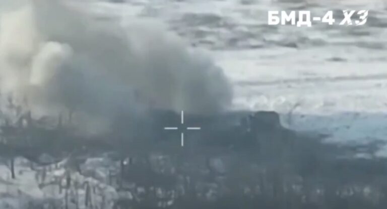 乌克兰大炮和无人机在俄罗斯失败的袭击中消灭了三辆 BMD-4 汽车和三辆全地形车（视频）