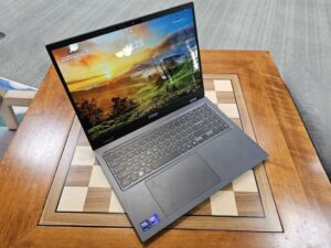 Intel 的新笔记本电脑 CPU 可以永久使用。但我没想到性能有了飞跃