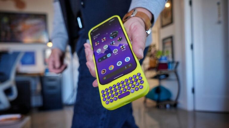 Clicks 将其智能手机键盘保护套扩展到 Pixel 和 Galaxy Android 型号