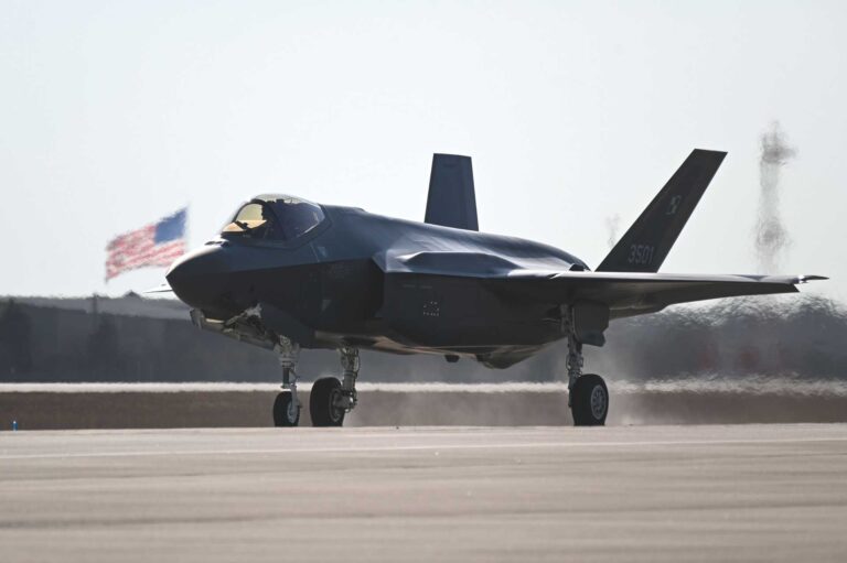 突发新闻：波兰空军准备使用 F-35A 隐形战斗机进行战斗行动的新时代