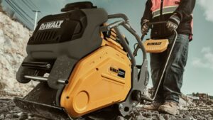 什么是DeWalt的Powershift系统&电动工具的电压是多少？