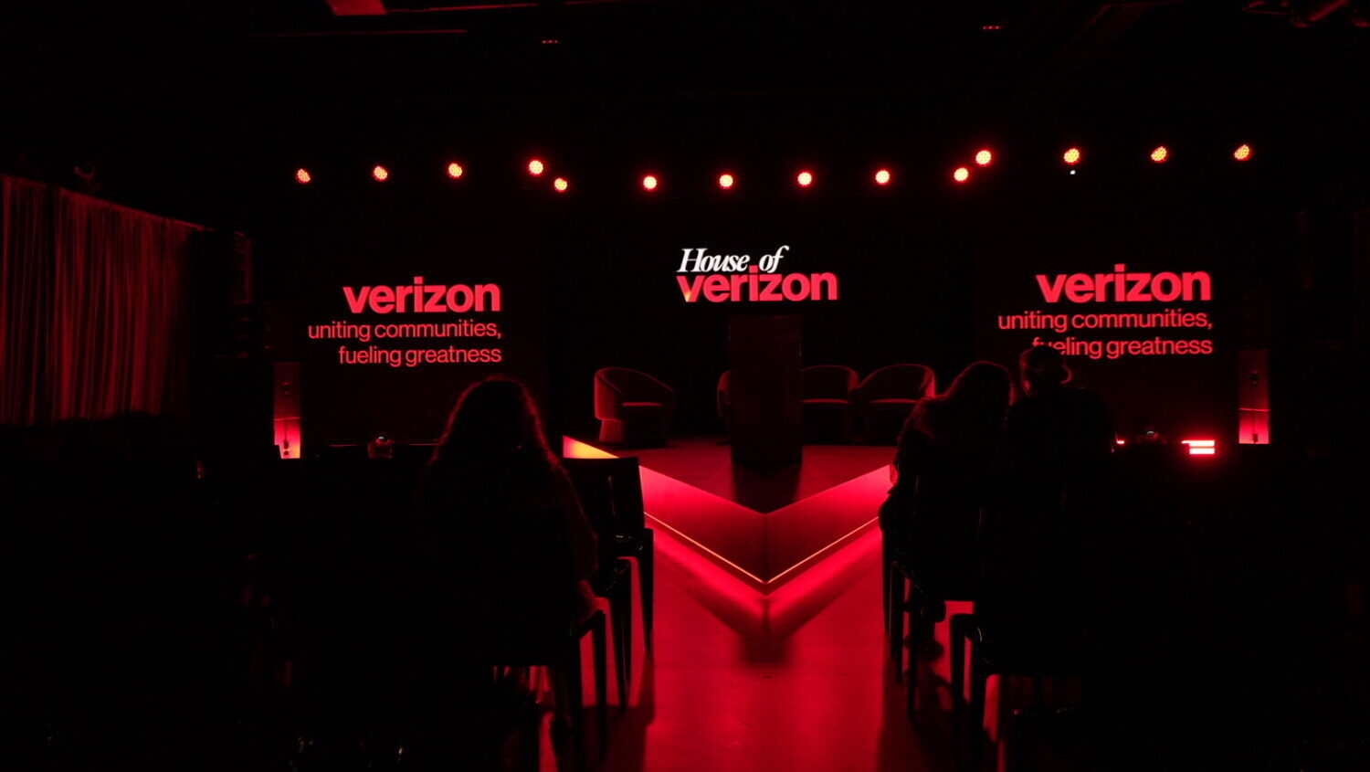 从 5G 到时尚：Verizon 改变超级碗 LIX