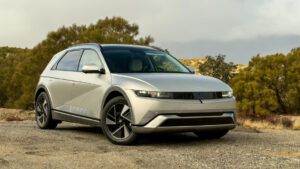 2025 年现代 Ioniq 5：最好的全能电动汽车变得更好