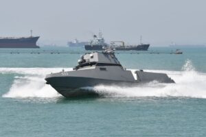 新加坡海军依靠 MARSEC USV 确保对海峡的监视