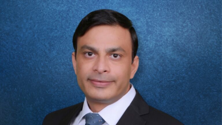 与专家会面：Umesh Sharma 对半导体行业 AI 驱动型供应链的愿景