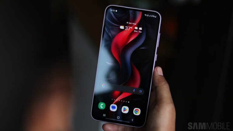 新的 Galaxy A36 渲染图以所有四种颜色显示