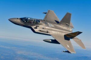 韩国 KF-21 Boramae 双座战斗机在最近一次试飞后离部署更近一步
