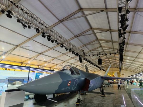 印度航空展2025：印度的Amca战斗机将采用AI技术