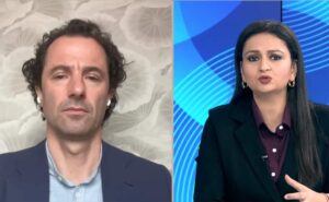 AI 是由私营部门主导还是国家控制？高级官员怎么说