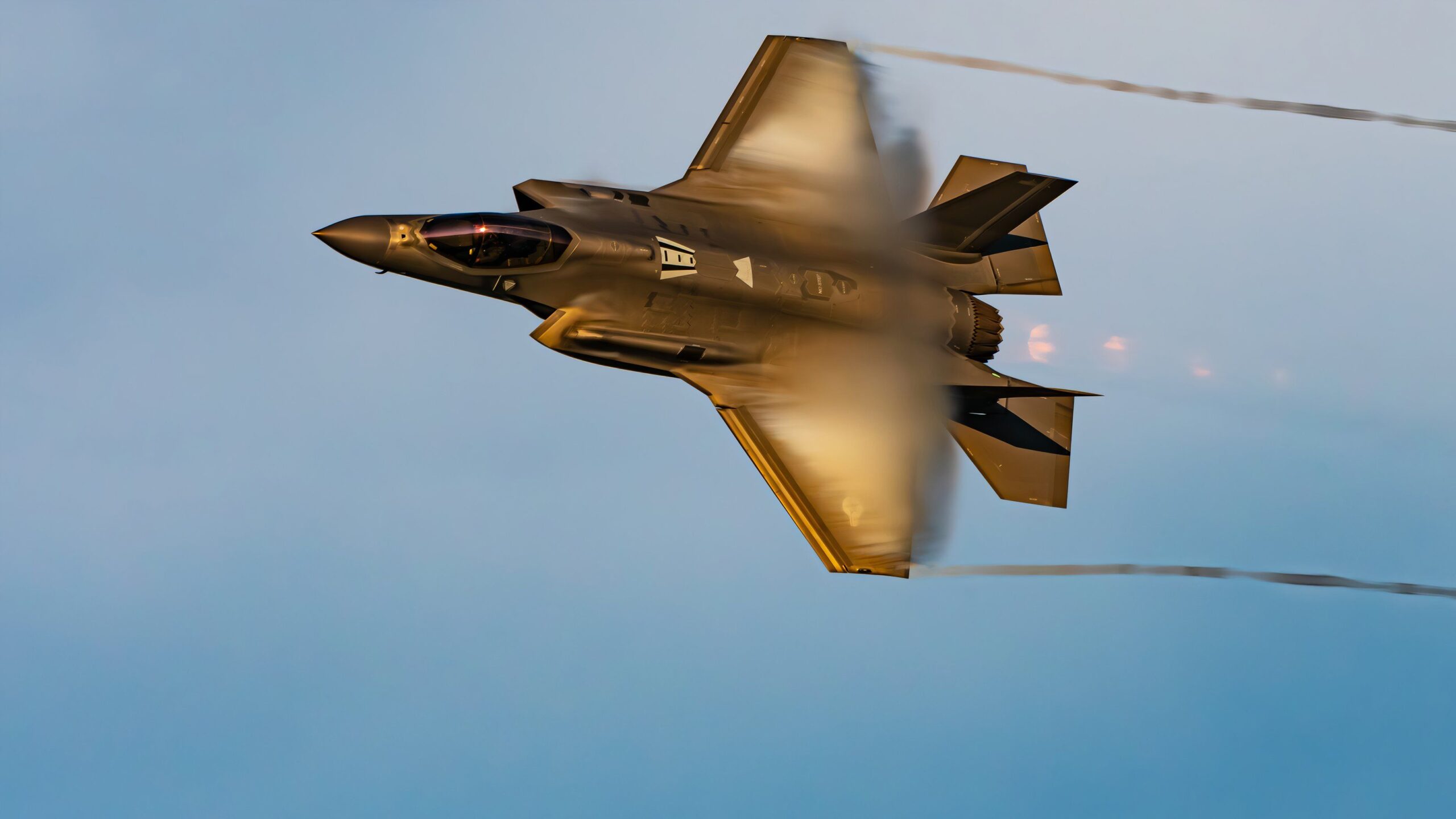 洛克希德·马丁公司首席执行官在花旗会议上为 F-35 计划辩护