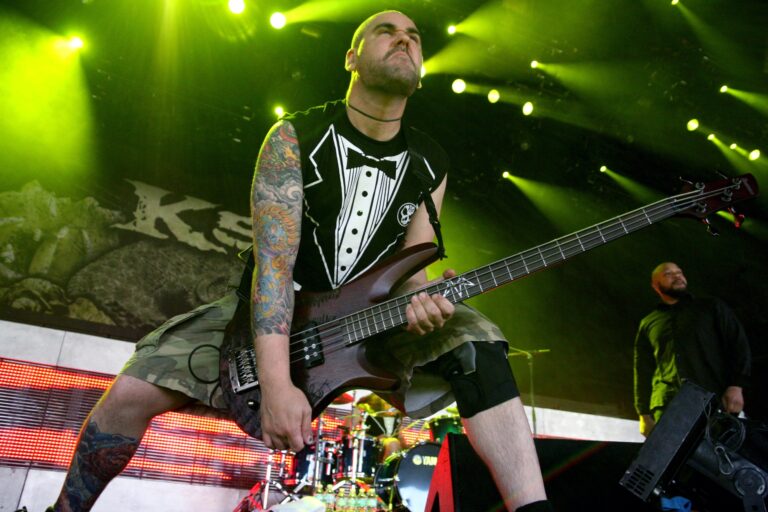 Killswitch Engage 的 Mike D’Antonio 表示,新专辑封面不是用 AI 制作的