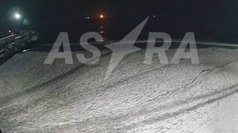 俄罗斯报告称大规模无人机袭击：港口区听到爆炸声