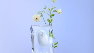 华硕的新款“Fragrance Mouse”是一款无线鼠标，也有气味