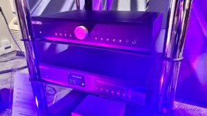 Musical Fidelity 的新型立体声放大器内置 HDMI ARC 和内置唱机放大器