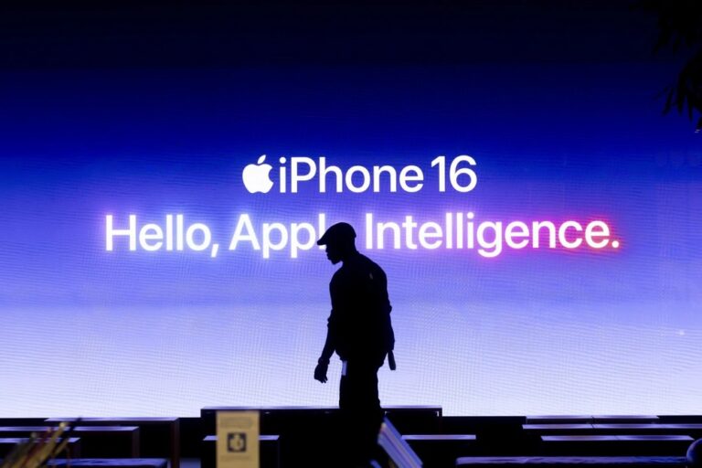 苹果计划在年中前用 AI 对中国 iPhone 进行全面改造