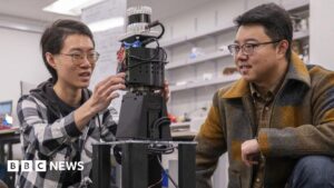 科学家们致力于为机器人开发“超人”视觉系统