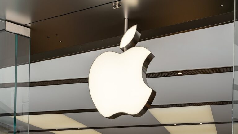 随着 Apple 在英国删除其最高级别的数据安全工具,向 iPhone 用户发出紧急警告 – 这对您意味着什么