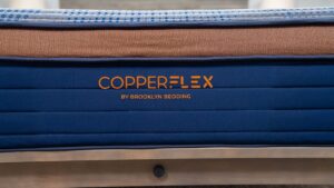 Copperflex Pro 床垫评论 2025：具有优质冷却的预算友好型支持