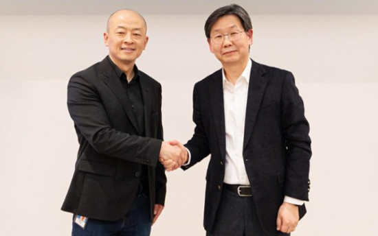 三星显示与英特尔合作开发 AI 专用屏幕