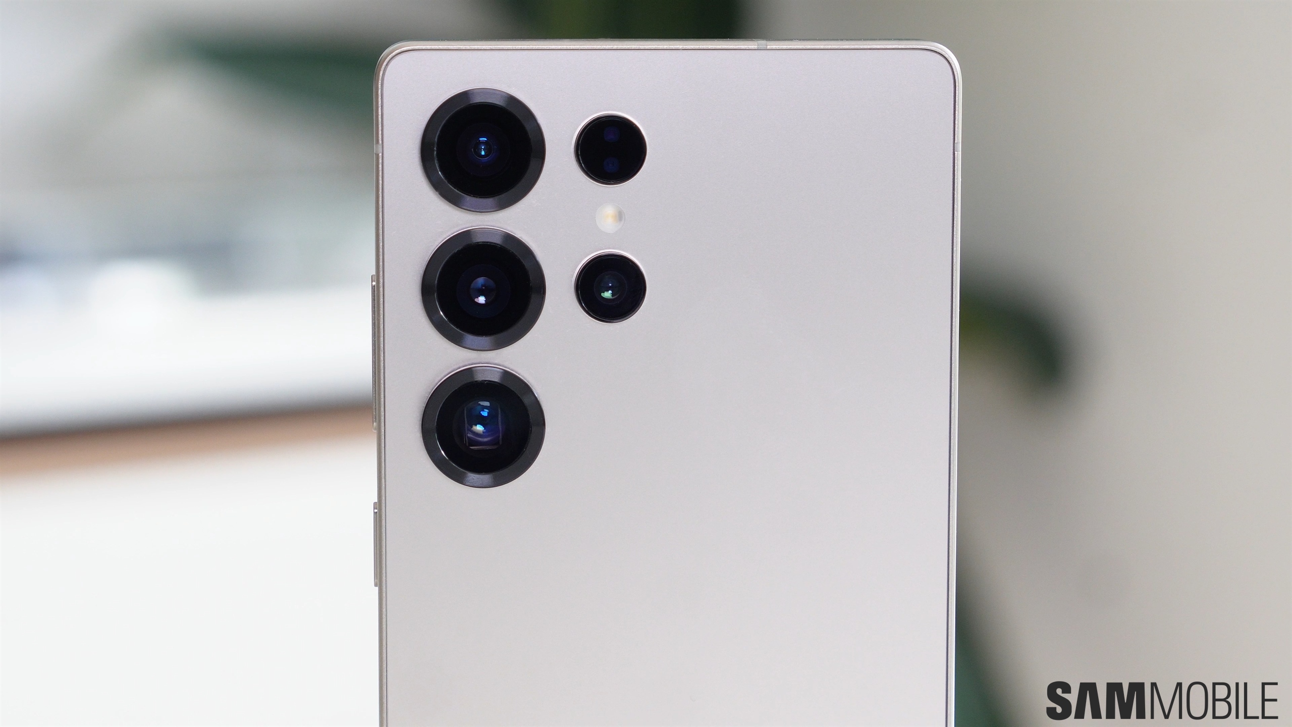 三星确认软件修复 Galaxy S25 Ultra 相机问题