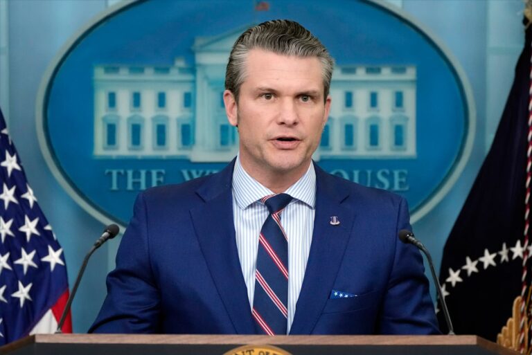 五角大楼在承诺透明度后切断了 Hegseth 市政厅的网络直播